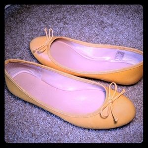 Banana Republic Ballet Flats